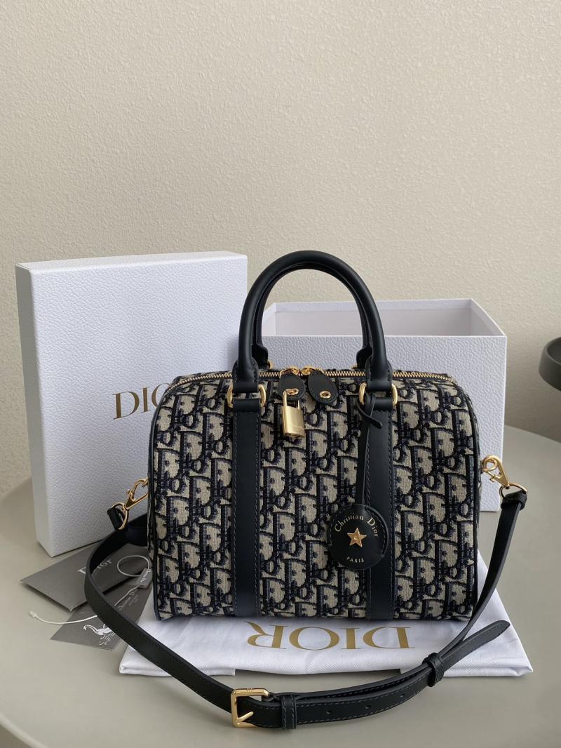 Dior Groove 25 Bag M1365