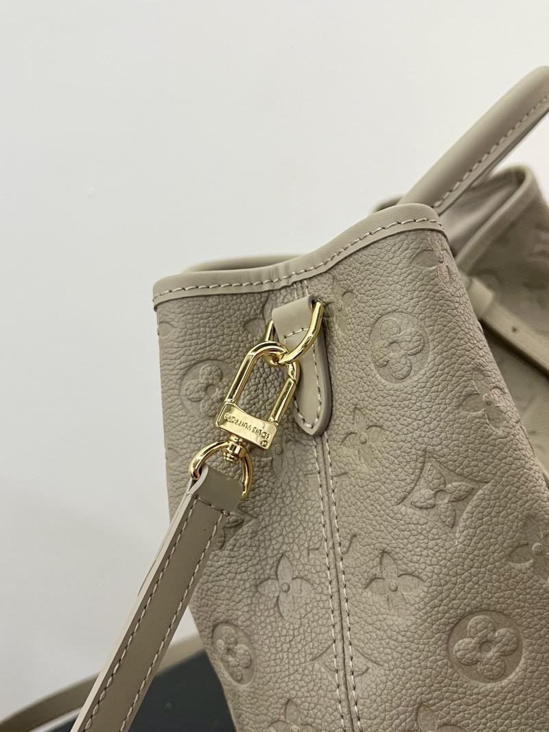 Louis Vuitton Babylone Tote PM M11393 Tourterelle