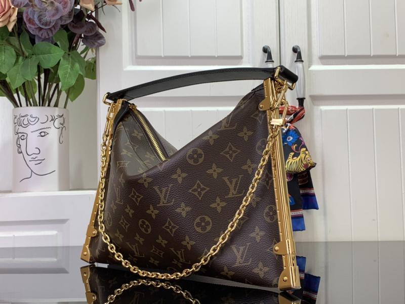 Louis Vuitton Lucky Trunk Bag M12075