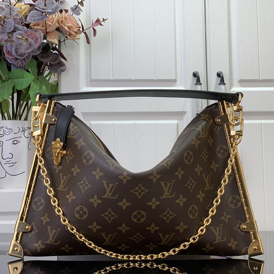 Louis Vuitton Lucky Trunk Bag M12075