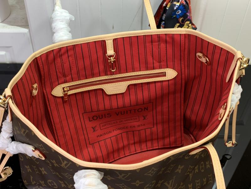 Louis Vuitton Neverfull MM with Strap M12096 Red