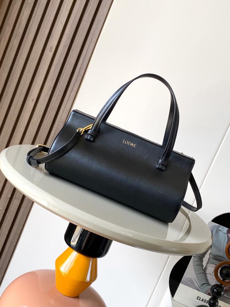 Loewe Small Clasp Bag L9142 Black