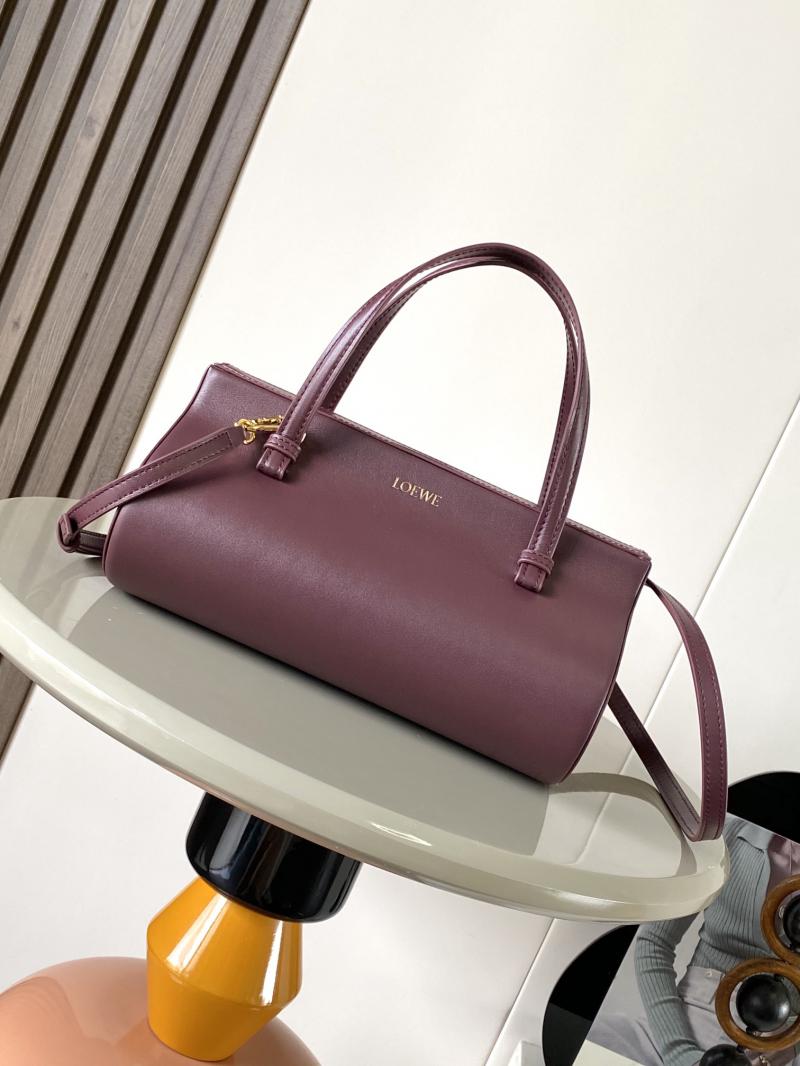 Loewe Small Clasp Bag L9142 Burgundy