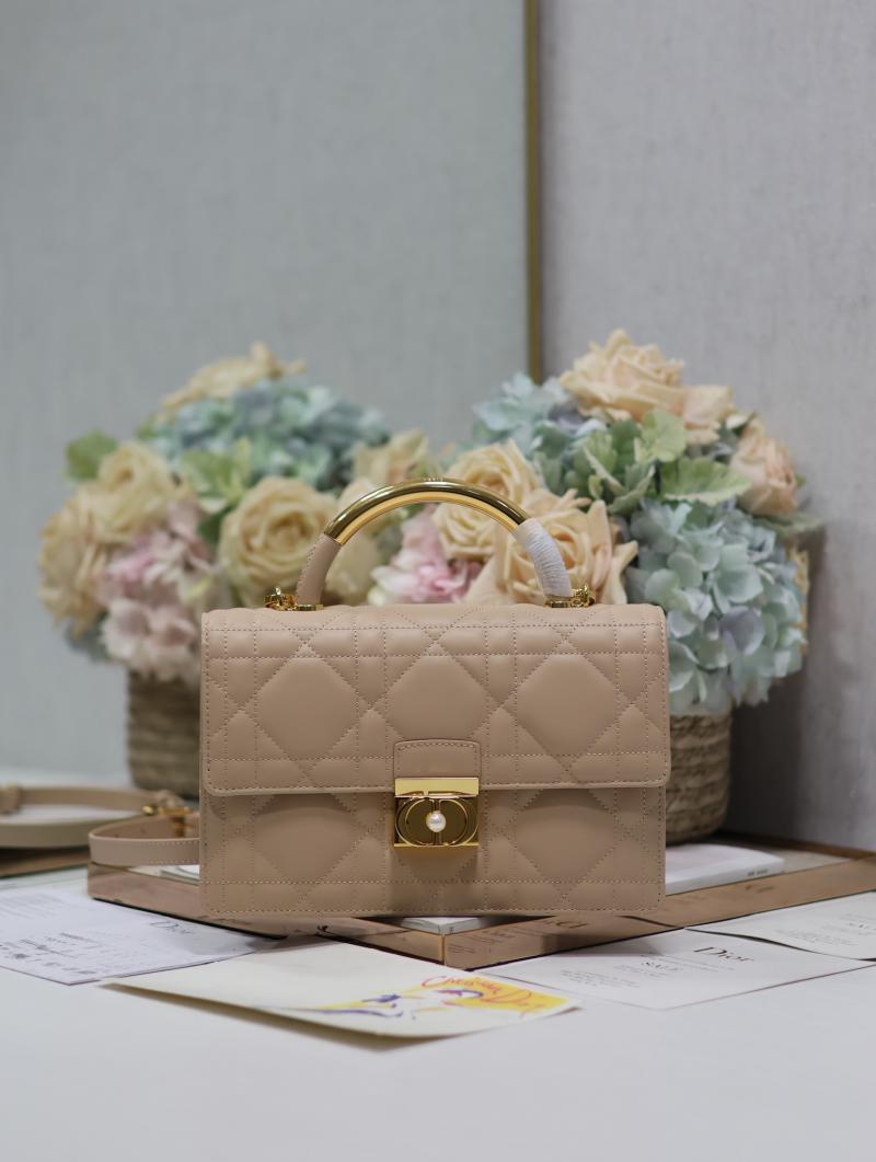 Medium Dior Ange Bag M4402 Beige