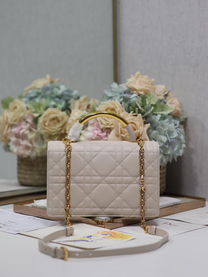 Medium Dior Ange Bag M4402 Light Beige