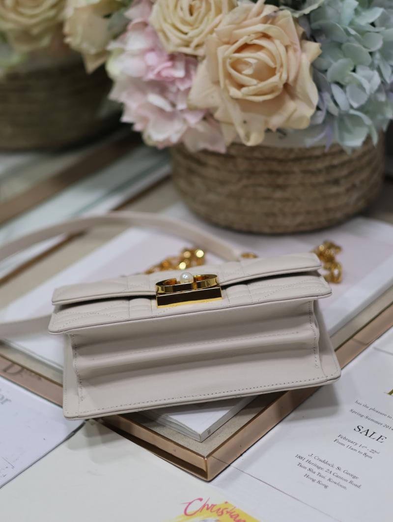 Mini Dior Ange Bag M4401 Light Beige