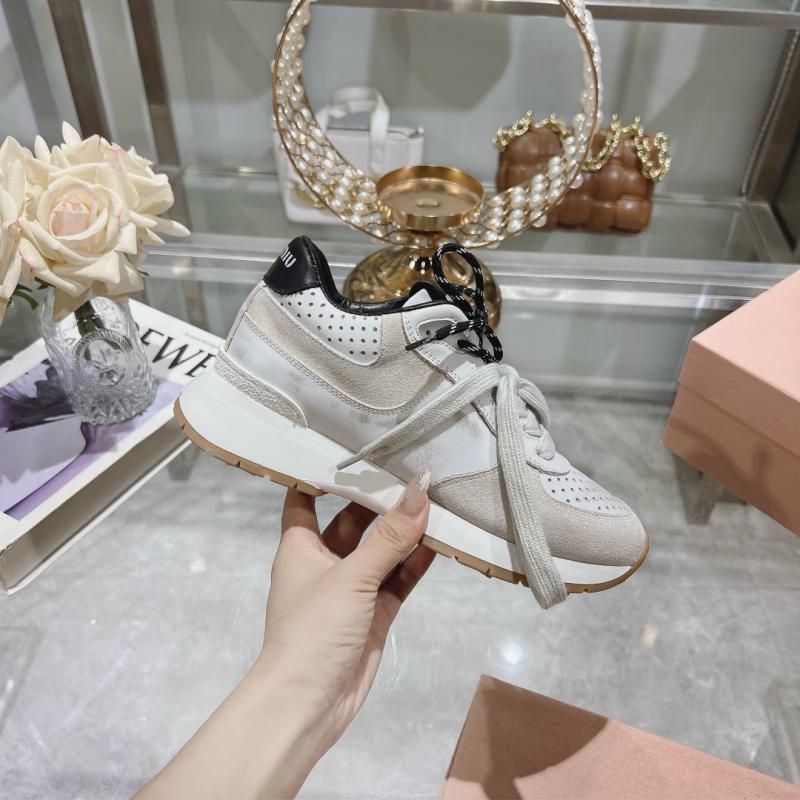 Miu Miu Sneakers SMS92401