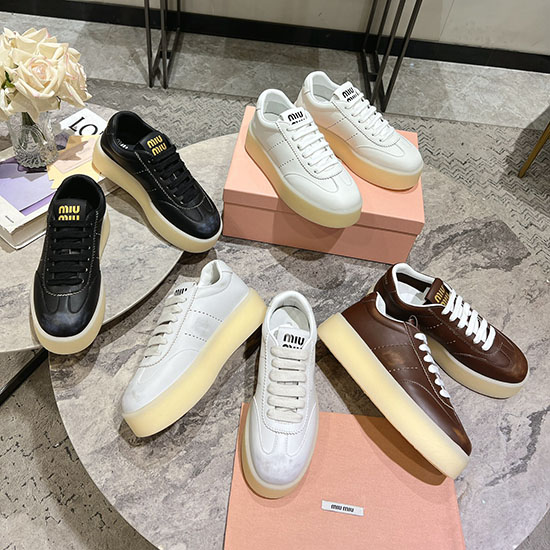 Miu Miu Sneakers SMS92402