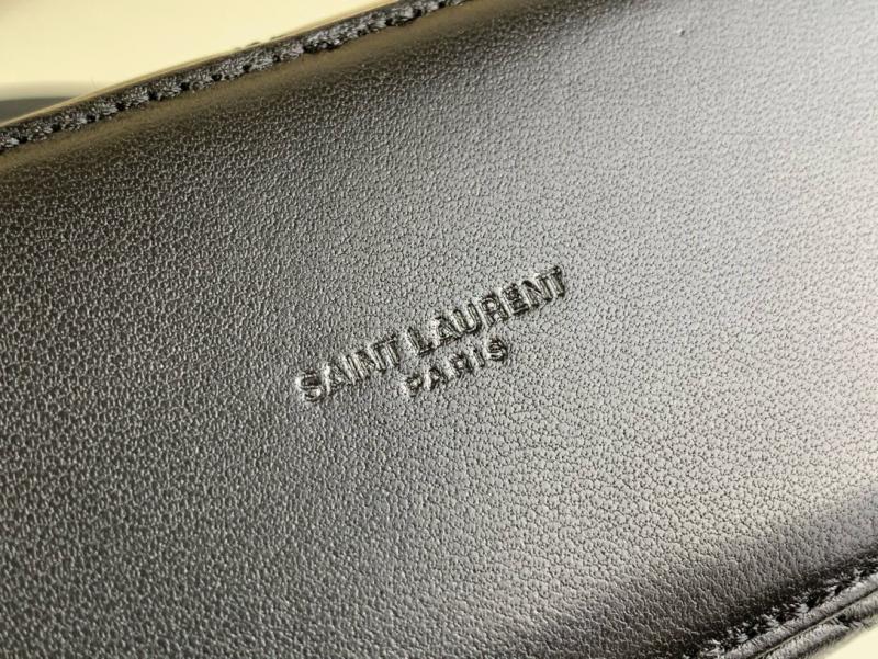 Saint Laurent Lambskin Gaby Vanity Bag 7667311 Black