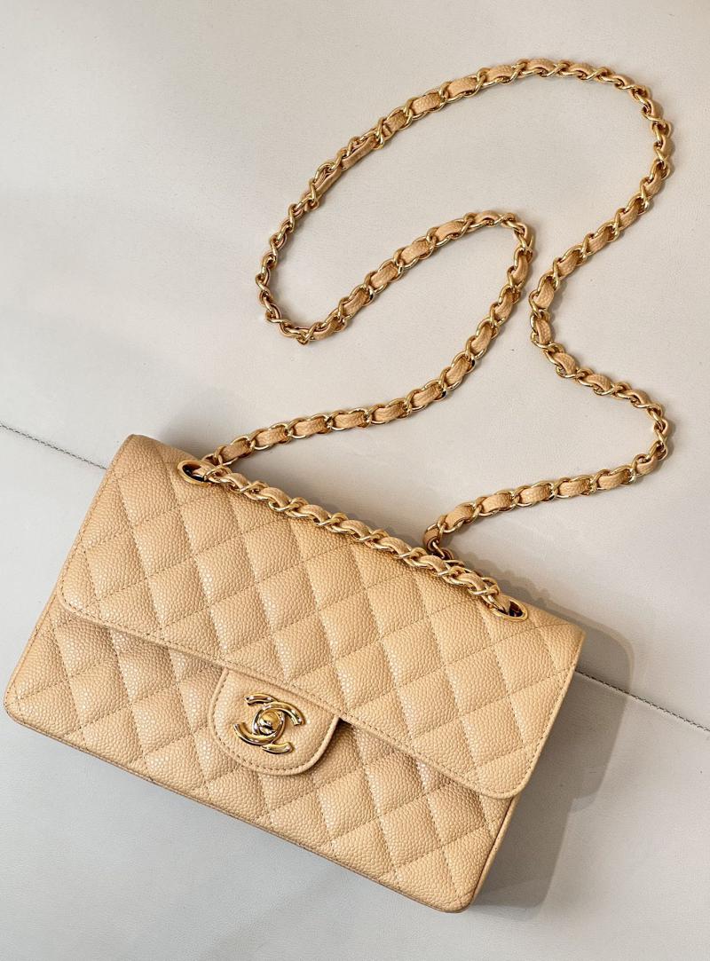 Small Chanel Grained Calfskin Flap Bag A01117 Beige