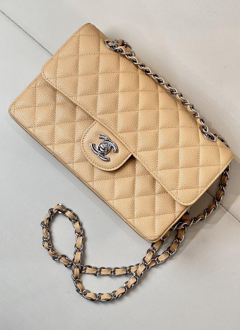 Small Chanel Grained Calfskin Flap Bag A01117 Beige