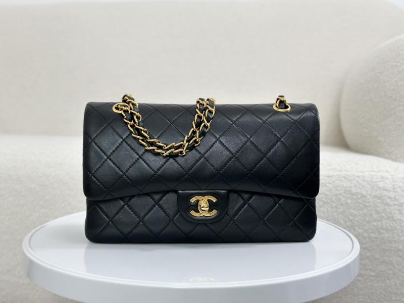 Vintage Chanel Lambskin Flap Bag Black A2220