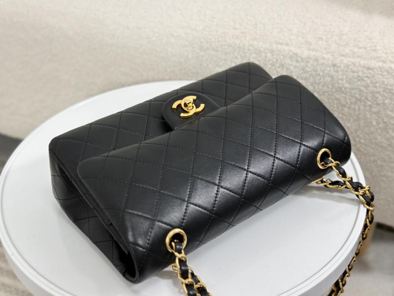 Vintage Chanel Lambskin Flap Bag Black A2220