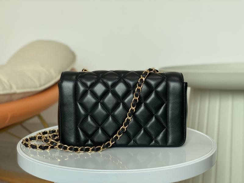 Vintage Chanel Lambskin Flap Bag Black A2221