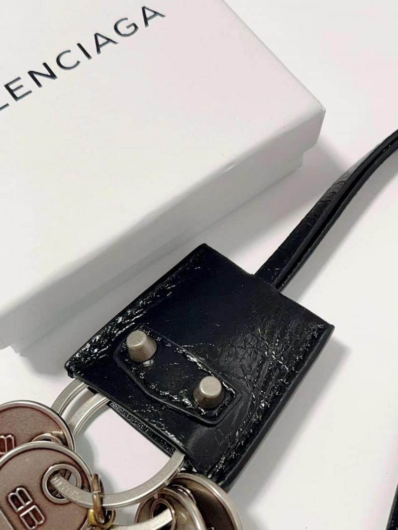 Balenciaga Bag Charm B102905