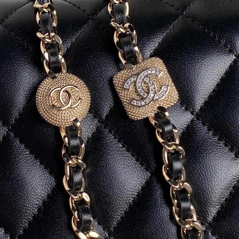 Chanel Clutch With Chain AP4300 Black