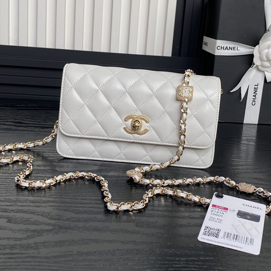 Chanel Clutch With Chain AP4300 White