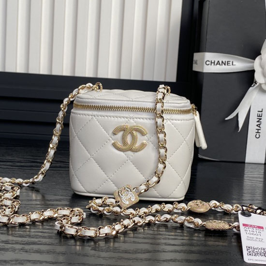 Chanel Clutch with Chain AP4302 White