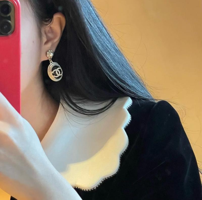 Chanel Earrings CE1001