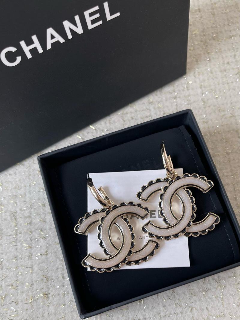 Chanel Earrings CE100205