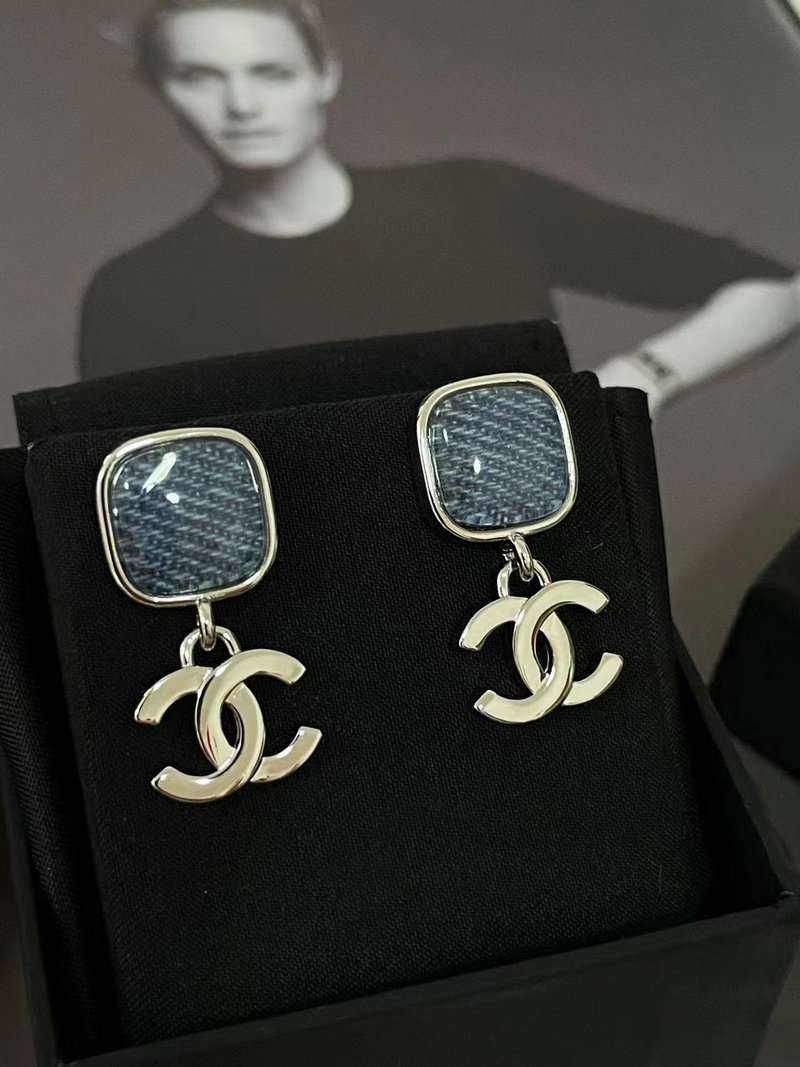 Chanel Earrings CE100206