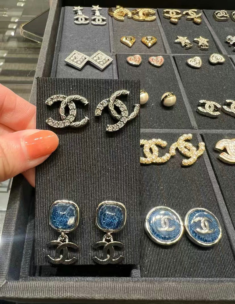 Chanel Earrings CE100206