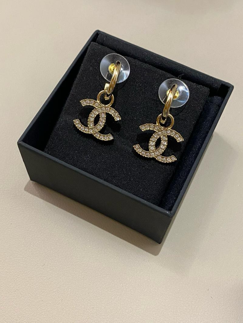 Chanel Earrings CE1003