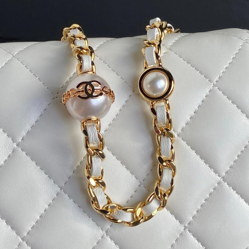 Chanel Flap Phone Holder With Chain AP4284 White