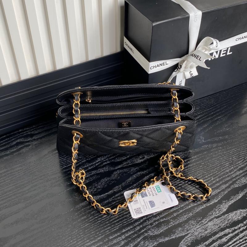 Chanel Grained Calfskin Shoulder Bag AS5138