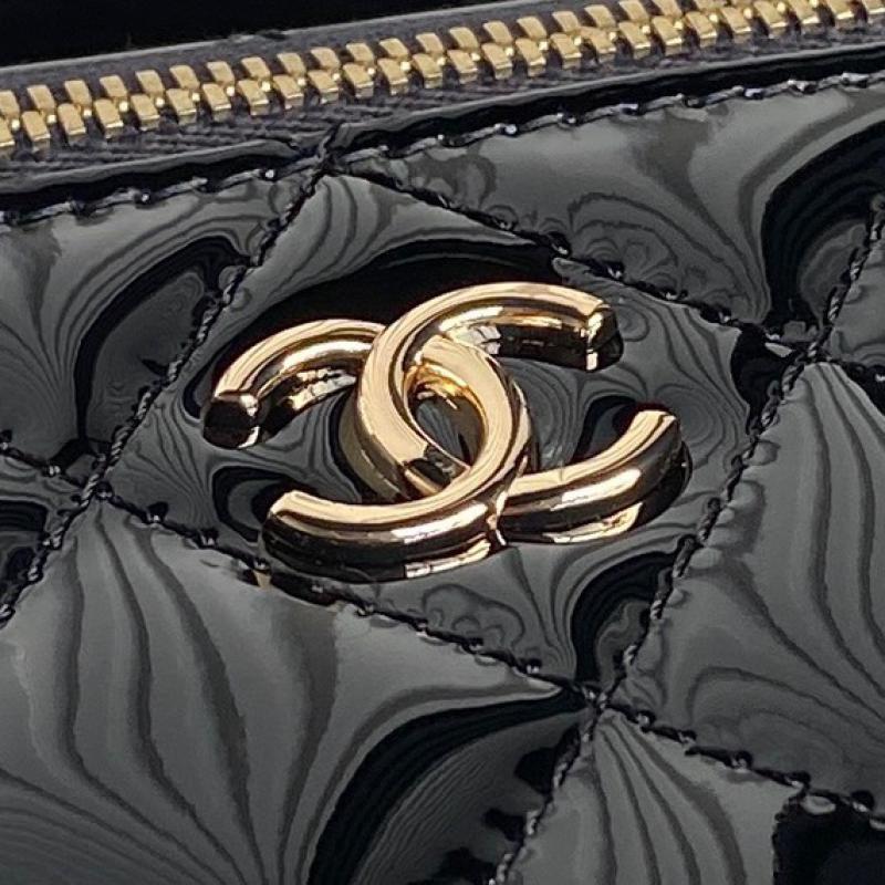 Chanel Patent Leather Vanity Case AP2199 Black