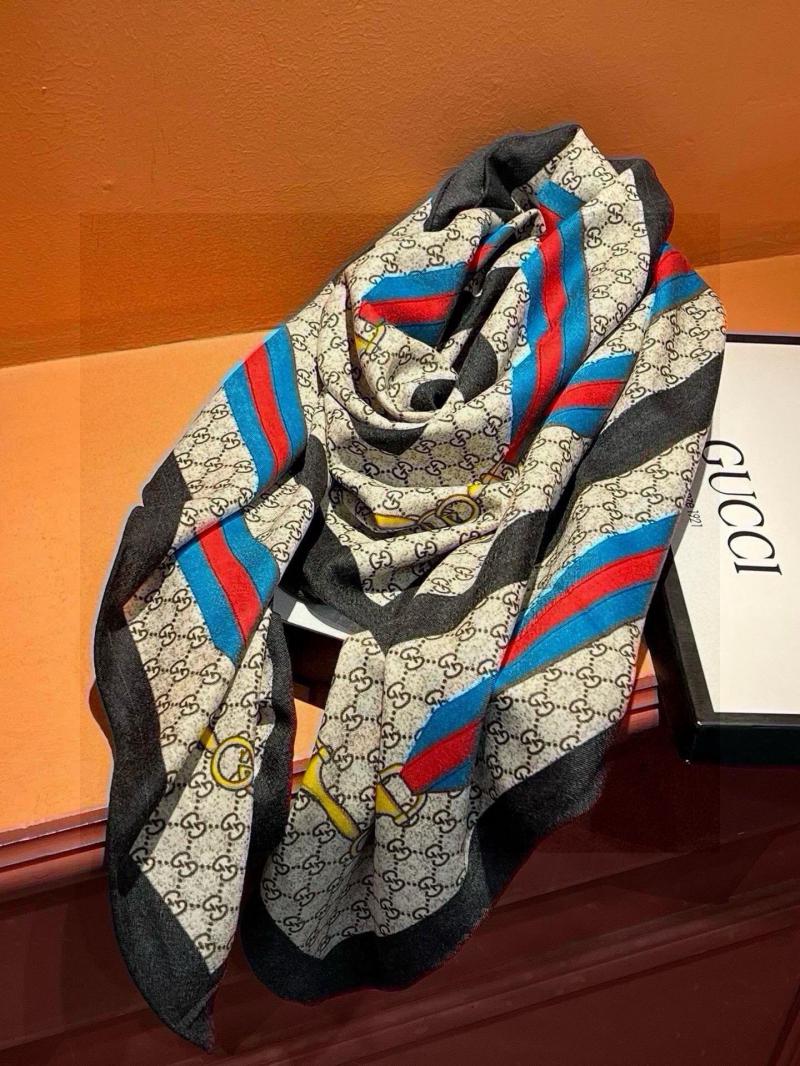 Gucci Scarf SGS92703