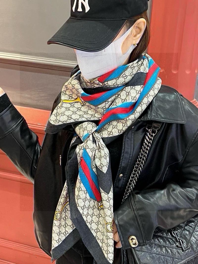 Gucci Scarf SGS92703