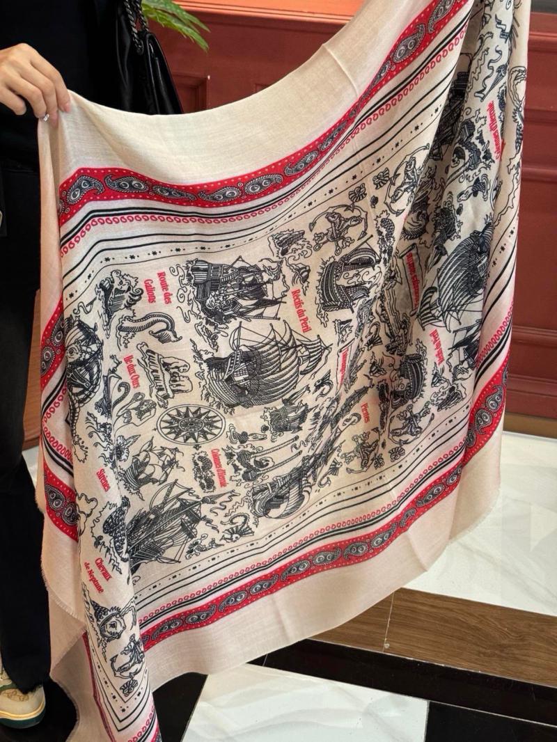 Hermes Scarf SHS92701