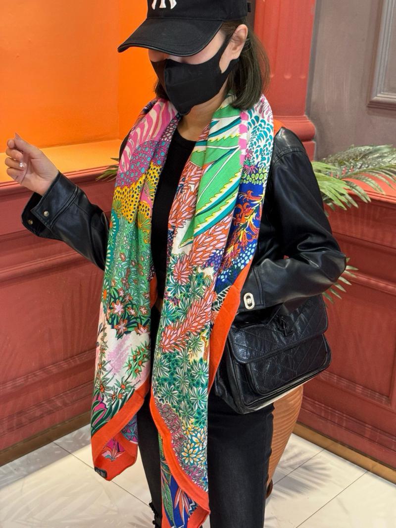 Hermes Scarf SHS92707