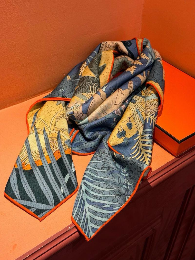 Hermes Scarf SHS92709