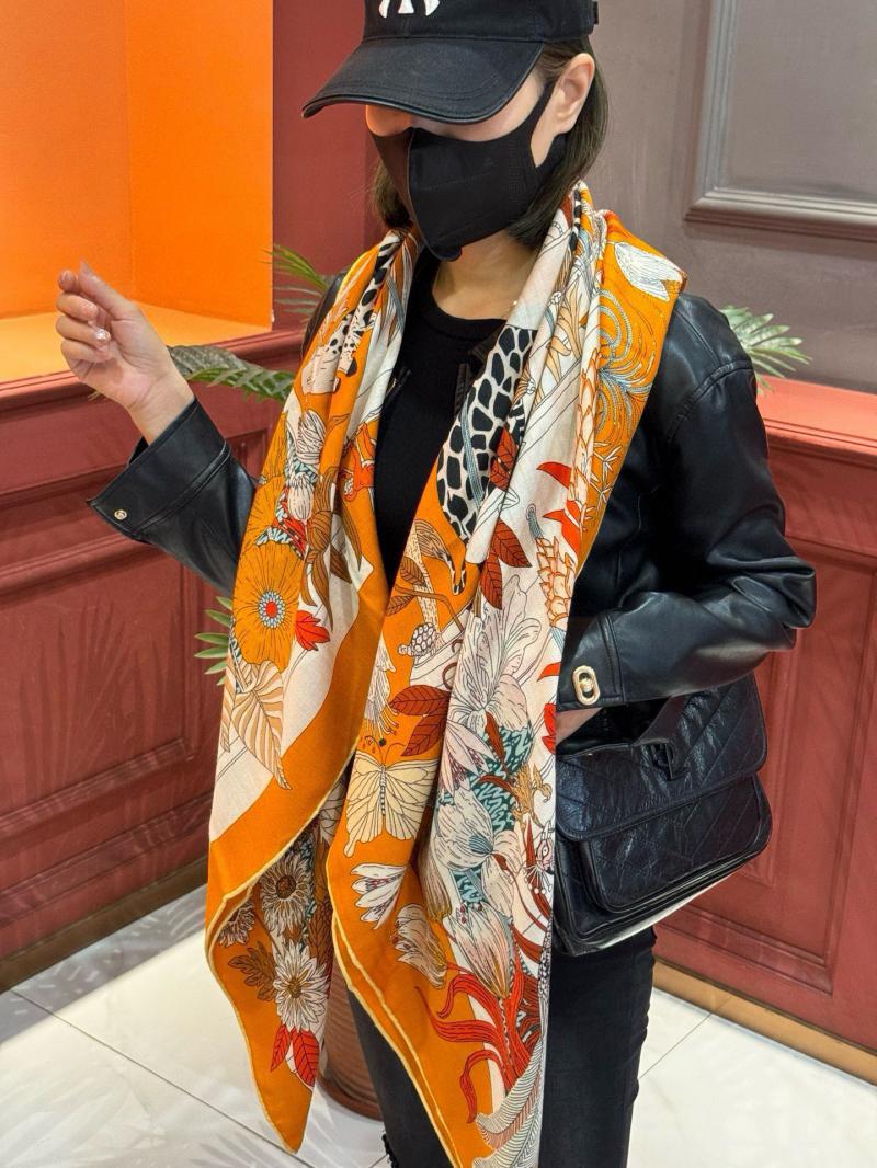 Hermes Scarf SHS92710