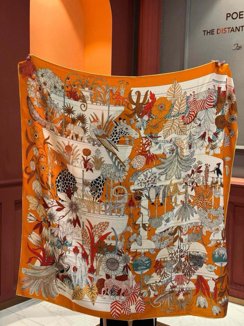 Hermes Scarf SHS92710