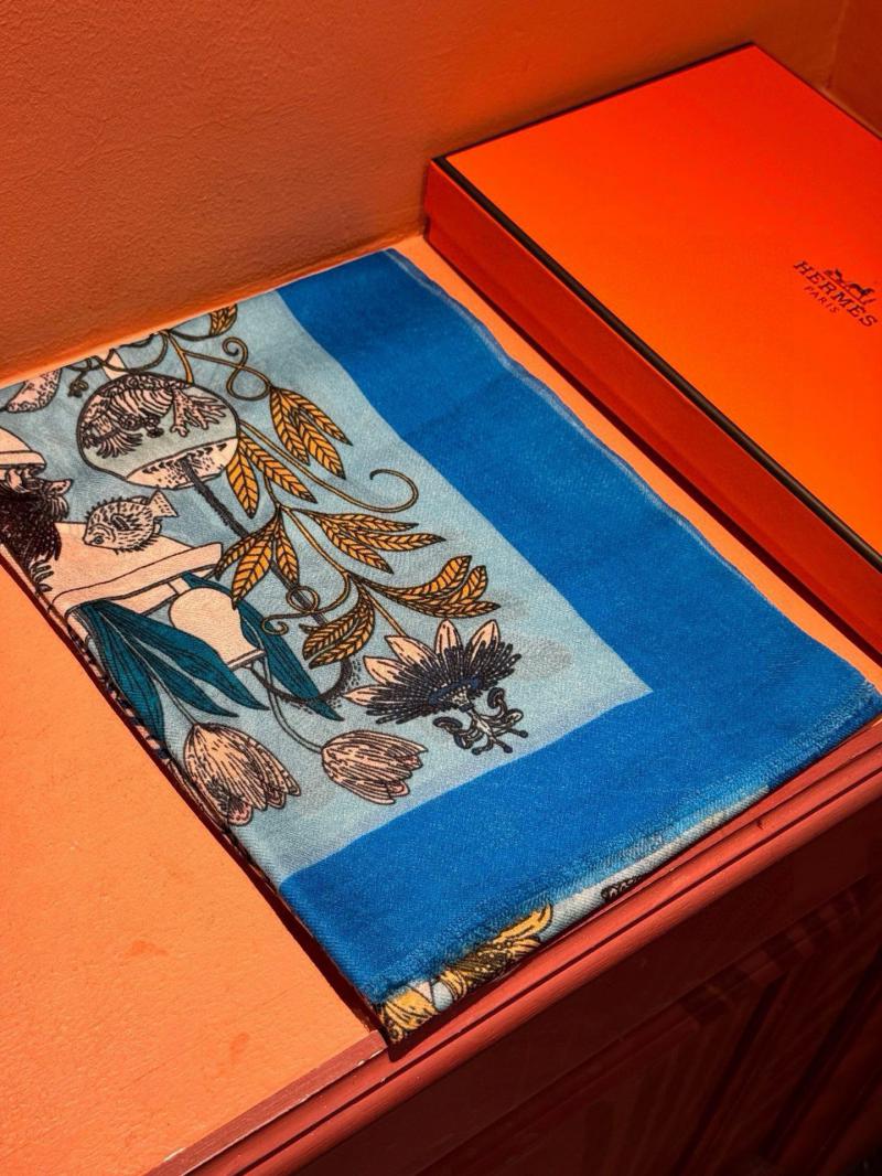 Hermes Scarf SHS92716