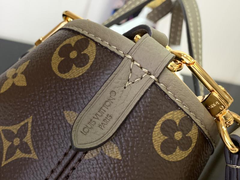 Louis Vuitton Neverfull Inside Out BB M12099 Grey