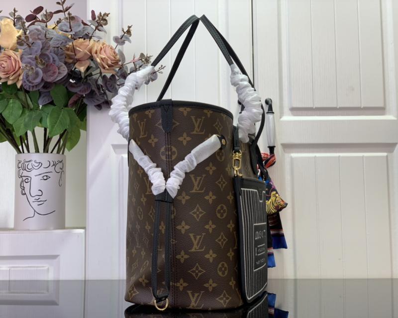 Louis Vuitton Neverfull Inside Out MM Black M11946