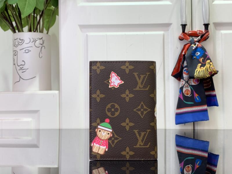 Louis Vuitton Passport Cover M12219