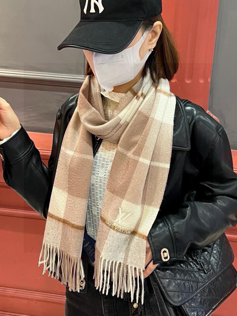 Louis Vuitton Scarf SLS92707