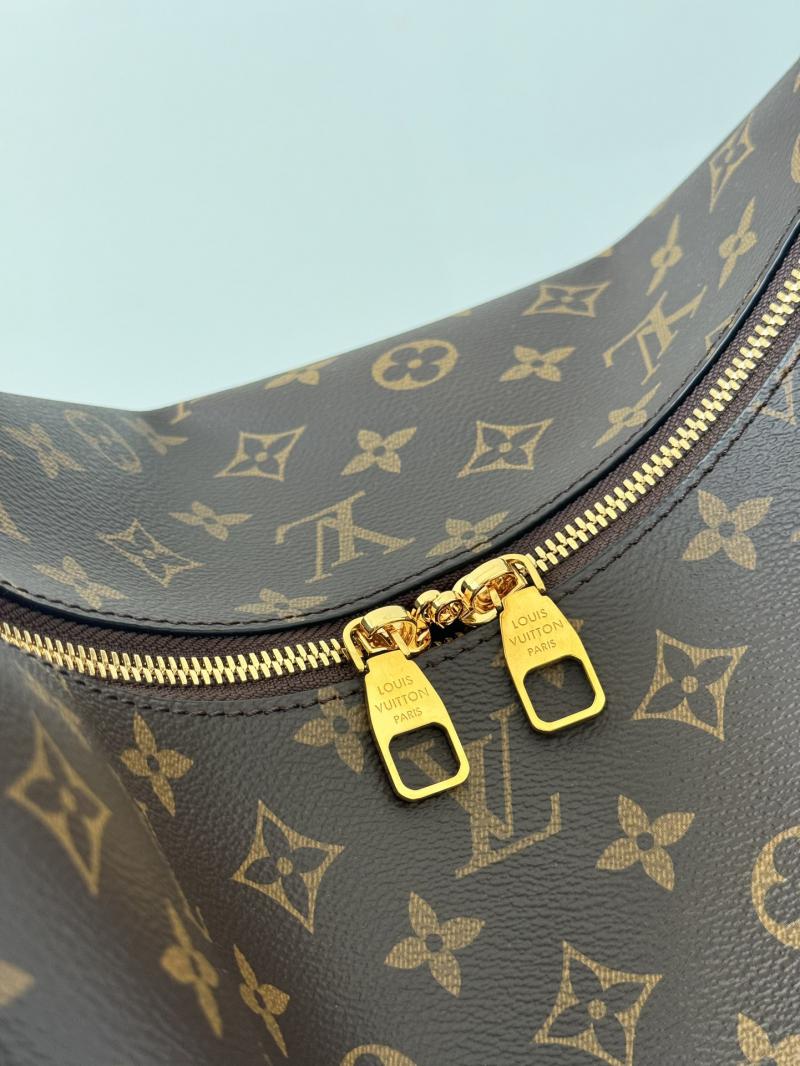 Louis Vuitton Slouchy MM M12098