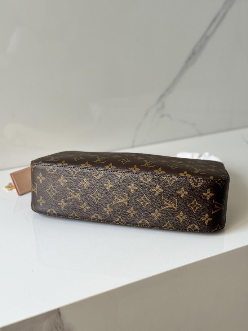 Louis Vuitton Slouchy PM M11952