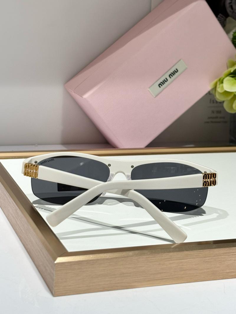 Miu Miu Sunglasses SMUA02S