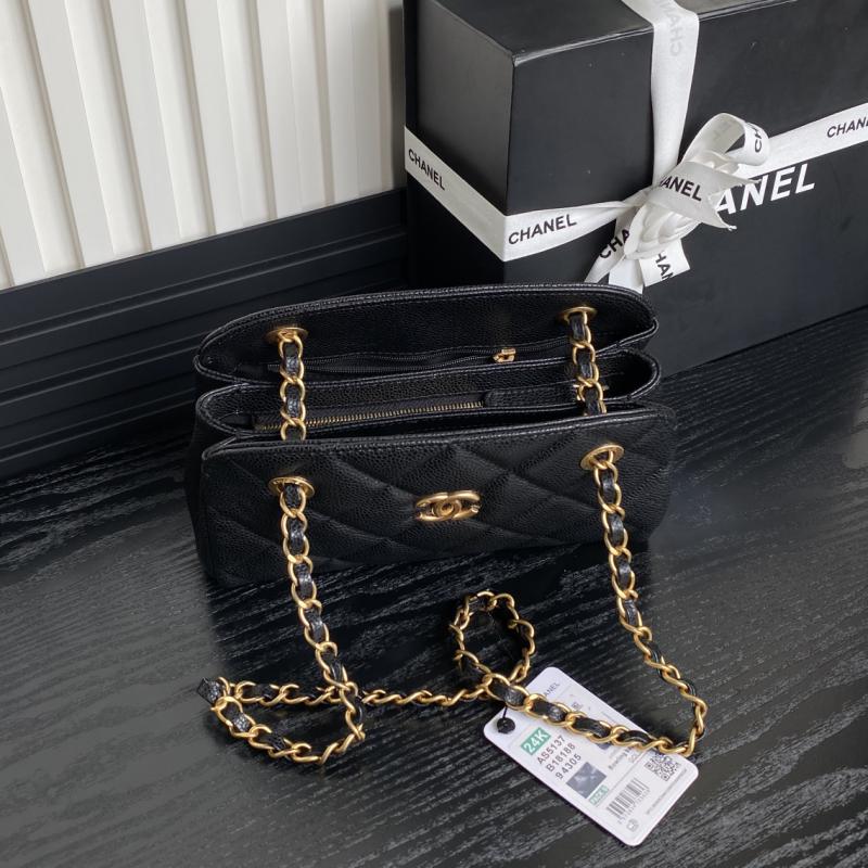 Small Chanel Grained Calfskin Shoulder Bag AS5137