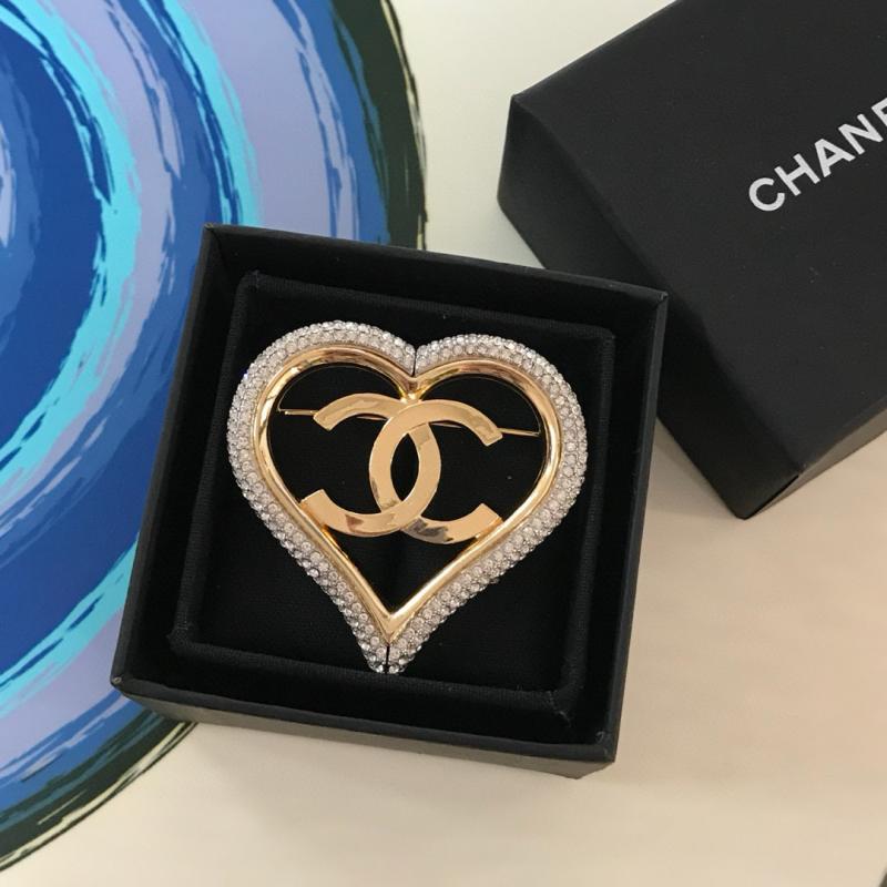 Chanel Brooch CBR102903