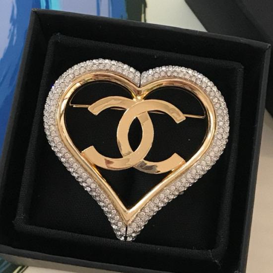 Chanel Brooch CBR102903