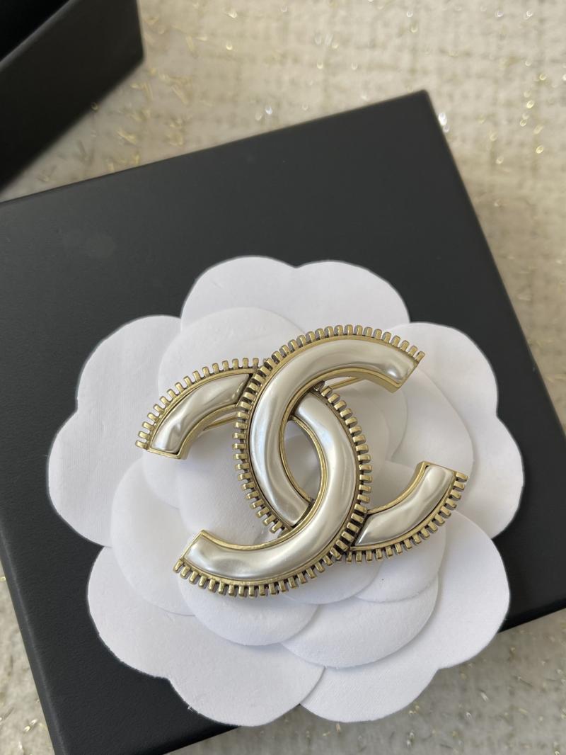 Chanel Brooch CBR120601