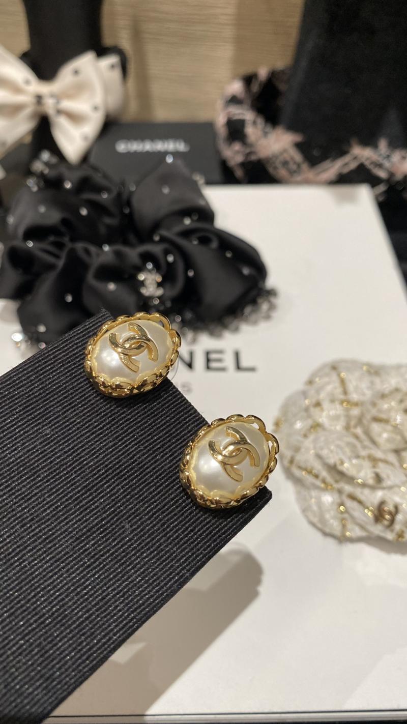 Chanel Earrings CE120701